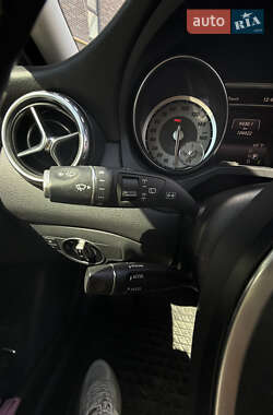 Внедорожник / Кроссовер Mercedes-Benz GLA-Class 2015 в 