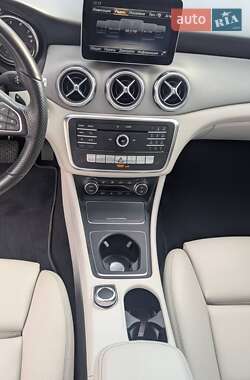 Внедорожник / Кроссовер Mercedes-Benz GLA-Class 2019 в 