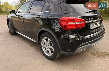 Внедорожник / Кроссовер Mercedes-Benz GLA-Class 2015 в 