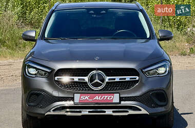 Внедорожник / Кроссовер Mercedes-Benz GLA-Class 2021 в 