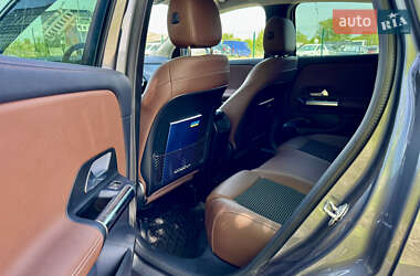 Внедорожник / Кроссовер Mercedes-Benz GLA-Class 2021 в 