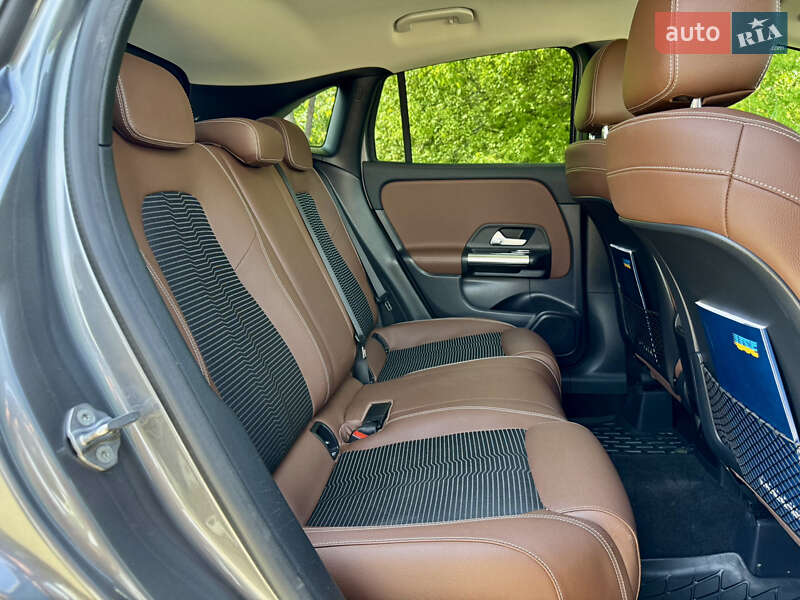 Позашляховик / Кросовер Mercedes-Benz GLA-Class 2021 в Києві