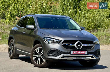 Внедорожник / Кроссовер Mercedes-Benz GLA-Class 2021 в 