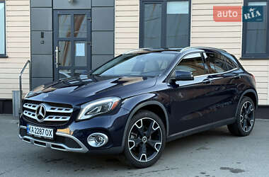Внедорожник / Кроссовер Mercedes-Benz GLA-Class 2018 в Киеве
