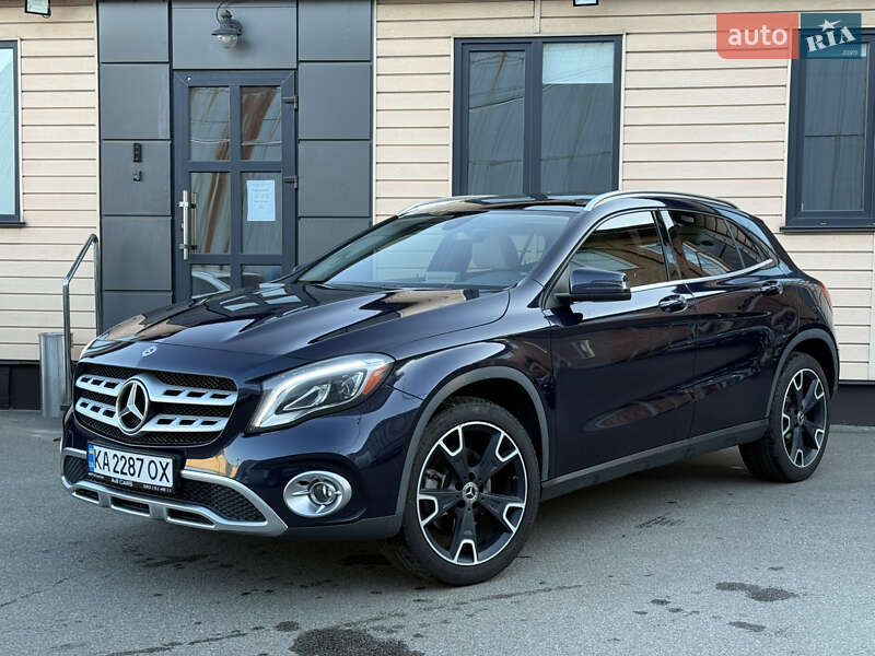 Внедорожник / Кроссовер Mercedes-Benz GLA-Class 2018 в 