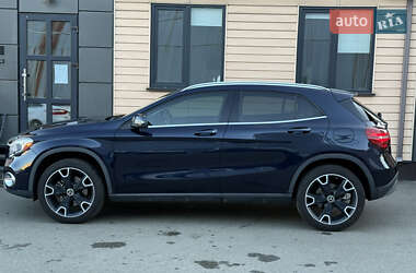 Внедорожник / Кроссовер Mercedes-Benz GLA-Class 2018 в 