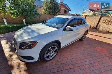 Внедорожник / Кроссовер Mercedes-Benz GLA-Class 2014 в 