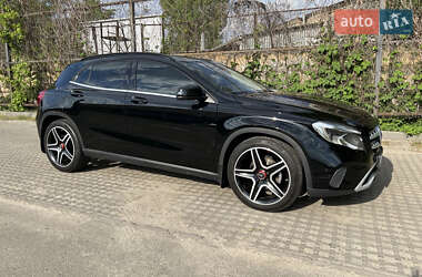 Позашляховик / Кросовер Mercedes-Benz GLA-Class 2017 в 
