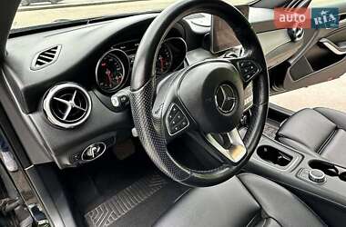 Внедорожник / Кроссовер Mercedes-Benz GLA-Class 2018 в 