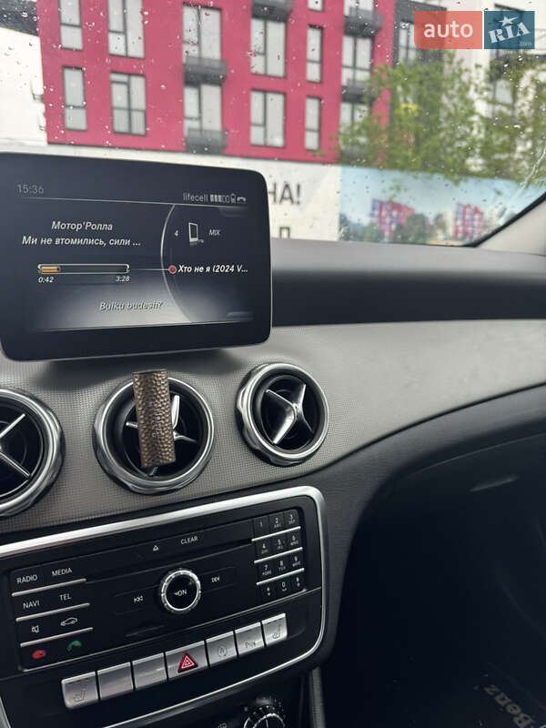 Внедорожник / Кроссовер Mercedes-Benz GLA-Class 2018 в Киеве