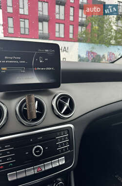 Внедорожник / Кроссовер Mercedes-Benz GLA-Class 2018 в 