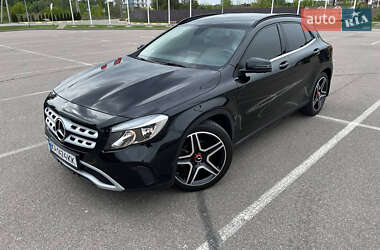 Внедорожник / Кроссовер Mercedes-Benz GLA-Class 2017 в 