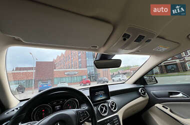 Внедорожник / Кроссовер Mercedes-Benz GLA-Class 2017 в 