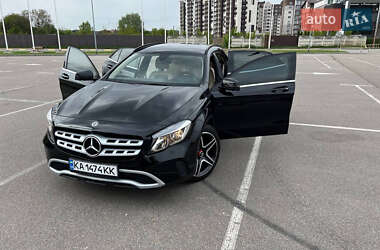 Внедорожник / Кроссовер Mercedes-Benz GLA-Class 2017 в 