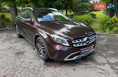 Позашляховик / Кросовер Mercedes-Benz GLA-Class 2017 в 