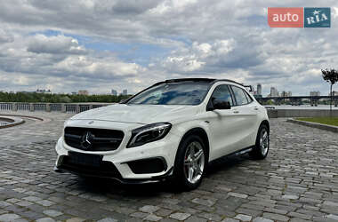 Позашляховик / Кросовер Mercedes-Benz GLA-Class 2016 в 