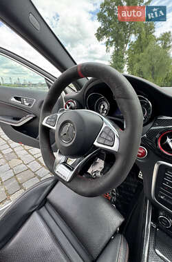 Позашляховик / Кросовер Mercedes-Benz GLA-Class 2016 в 