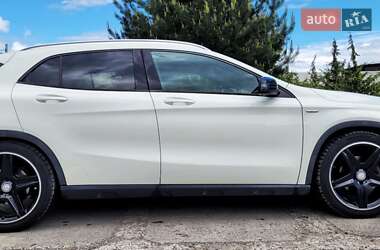 Внедорожник / Кроссовер Mercedes-Benz GLA-Class 2014 в 