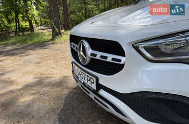 Внедорожник / Кроссовер Mercedes-Benz GLA-Class 2020 в 