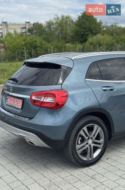Позашляховик / Кросовер Mercedes-Benz GLA-Class 2015 в 