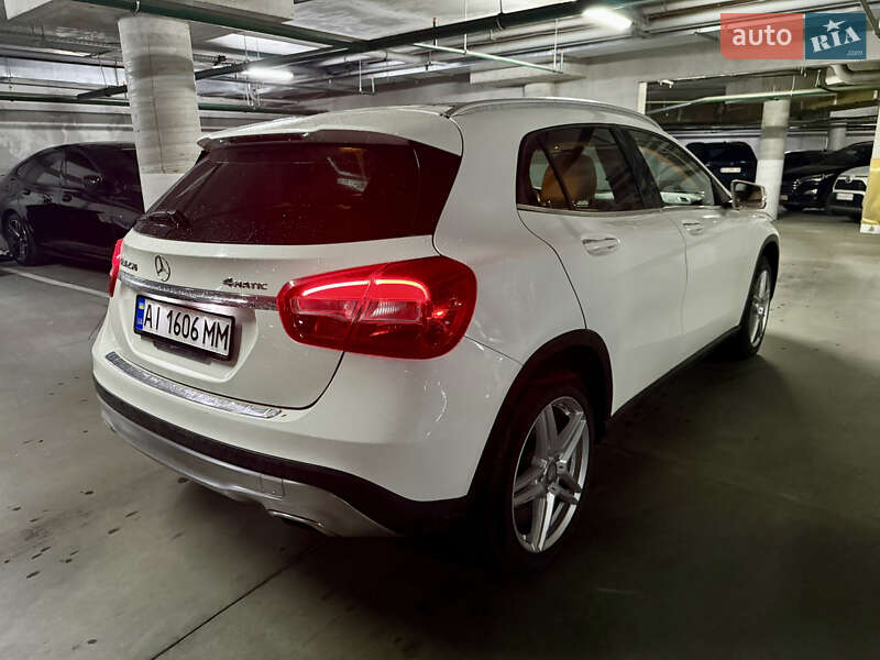 Позашляховик / Кросовер Mercedes-Benz GLA-Class 2015 в Києві