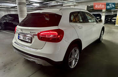 Внедорожник / Кроссовер Mercedes-Benz GLA-Class 2015 в 