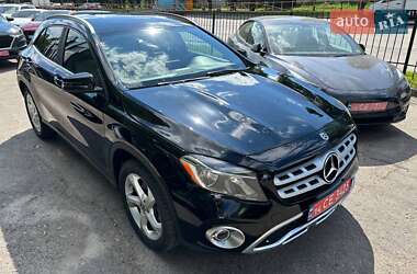 Внедорожник / Кроссовер Mercedes-Benz GLA-Class 2019 в 
