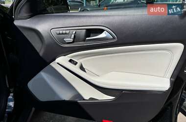 Внедорожник / Кроссовер Mercedes-Benz GLA-Class 2019 в 