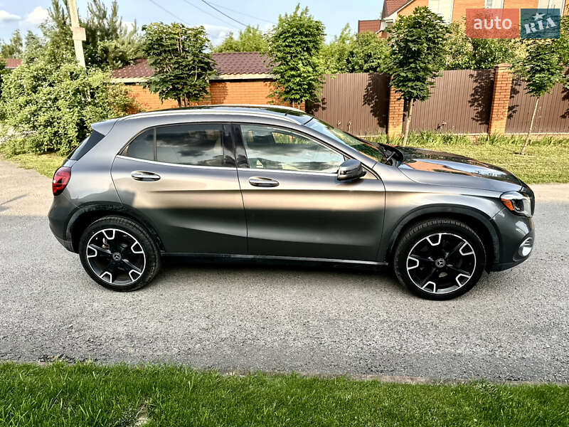 Позашляховик / Кросовер Mercedes-Benz GLA-Class 2019 в Києві