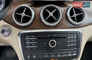 Внедорожник / Кроссовер Mercedes-Benz GLA-Class 2016 в 