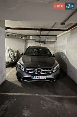Внедорожник / Кроссовер Mercedes-Benz GLA-Class 2018 в 