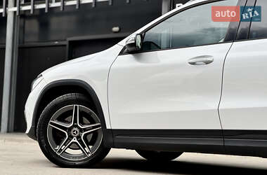Позашляховик / Кросовер Mercedes-Benz GLA-Class 2020 в 
