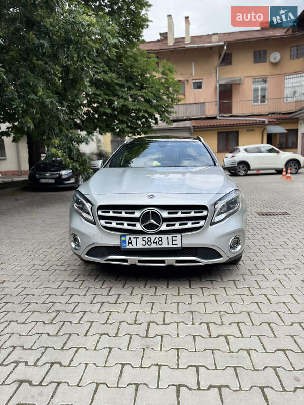 Внедорожник / Кроссовер Mercedes-Benz GLA-Class 2017 в Ивано-Франковске