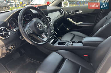 Внедорожник / Кроссовер Mercedes-Benz GLA-Class 2018 в 