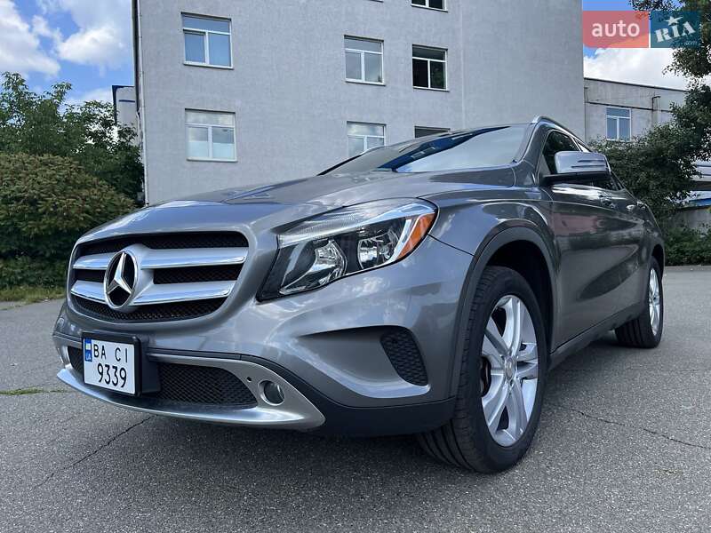 Mercedes-Benz GLA-Class 2015