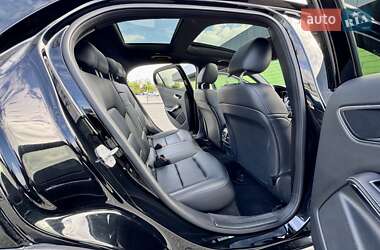 Внедорожник / Кроссовер Mercedes-Benz GLA-Class 2016 в 
