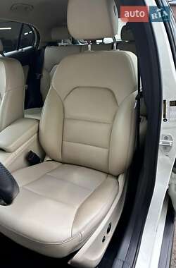 Внедорожник / Кроссовер Mercedes-Benz GLA-Class 2015 в 