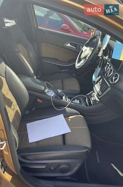 Внедорожник / Кроссовер Mercedes-Benz GLA-Class 2017 в 