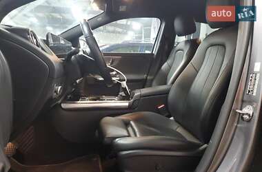 Внедорожник / Кроссовер Mercedes-Benz GLA-Class 2021 в 