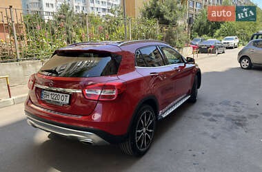 Внедорожник / Кроссовер Mercedes-Benz GLA-Class 2016 в 