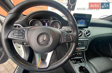 Позашляховик / Кросовер Mercedes-Benz GLA-Class 2017 в 
