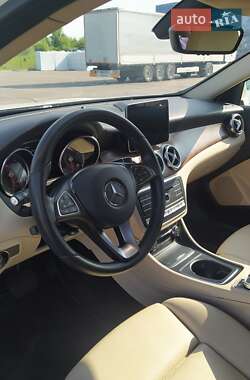 Внедорожник / Кроссовер Mercedes-Benz GLA-Class 2017 в 
