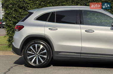 Внедорожник / Кроссовер Mercedes-Benz GLA-Class 2020 в 