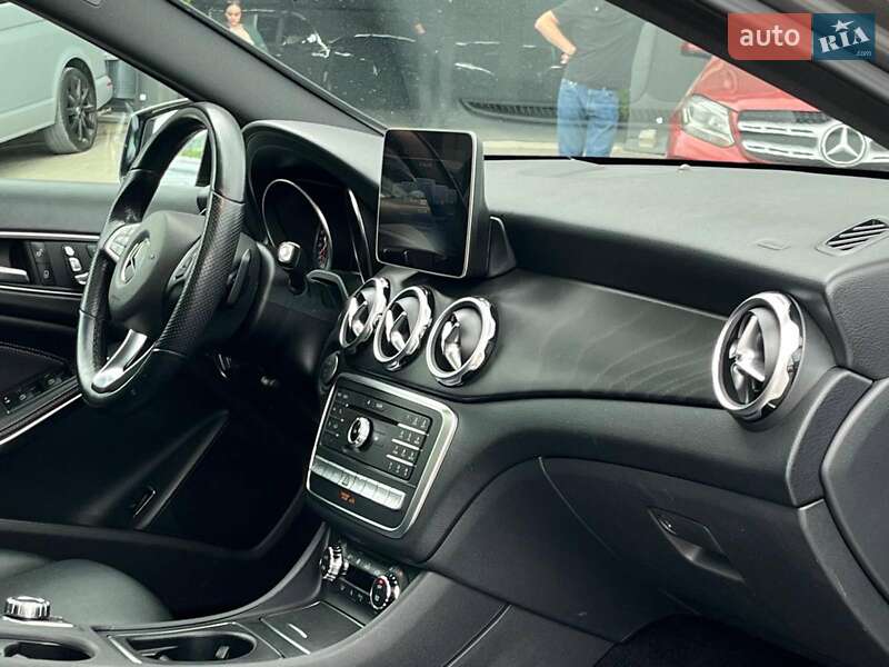 Позашляховик / Кросовер Mercedes-Benz GLA-Class 2019 в Львові