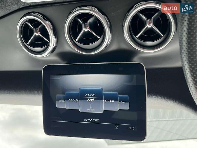 Позашляховик / Кросовер Mercedes-Benz GLA-Class 2019 в Львові