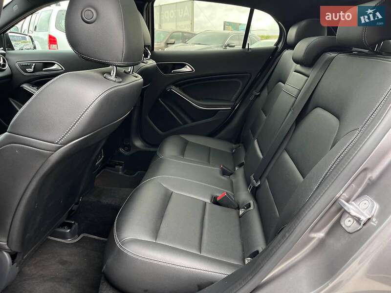 Позашляховик / Кросовер Mercedes-Benz GLA-Class 2019 в Львові