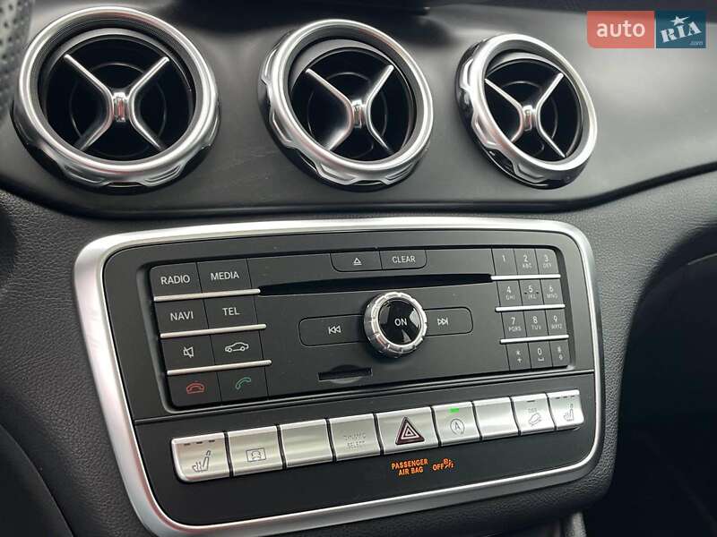 Позашляховик / Кросовер Mercedes-Benz GLA-Class 2019 в Львові