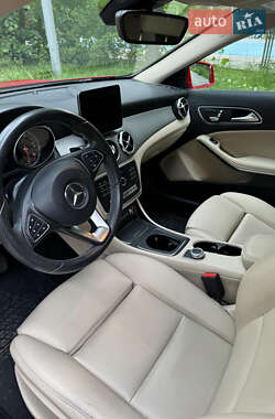 Внедорожник / Кроссовер Mercedes-Benz GLA-Class 2017 в 
