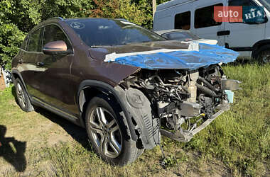 Внедорожник / Кроссовер Mercedes-Benz GLA-Class 2023 в 