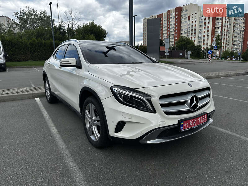 Mercedes-Benz GLA-Class 2016